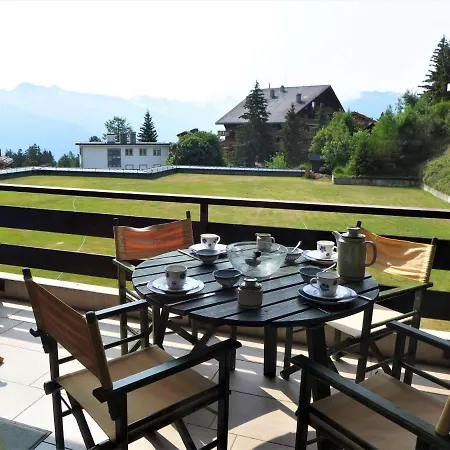 Victoria B 23 By Interhome *